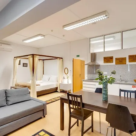 Poem Studio - Fully Equipped Apartament