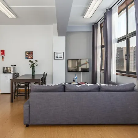 Poem Studio - Fully Equipped Apartment *
